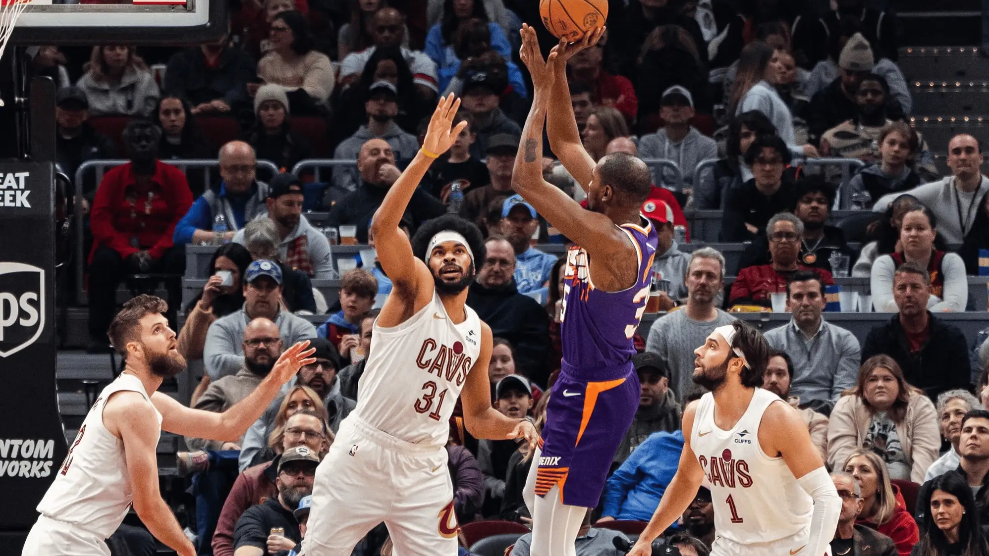 开云体育入口-太阳客场不敌湖人，季后赛希望渺茫的简单介绍