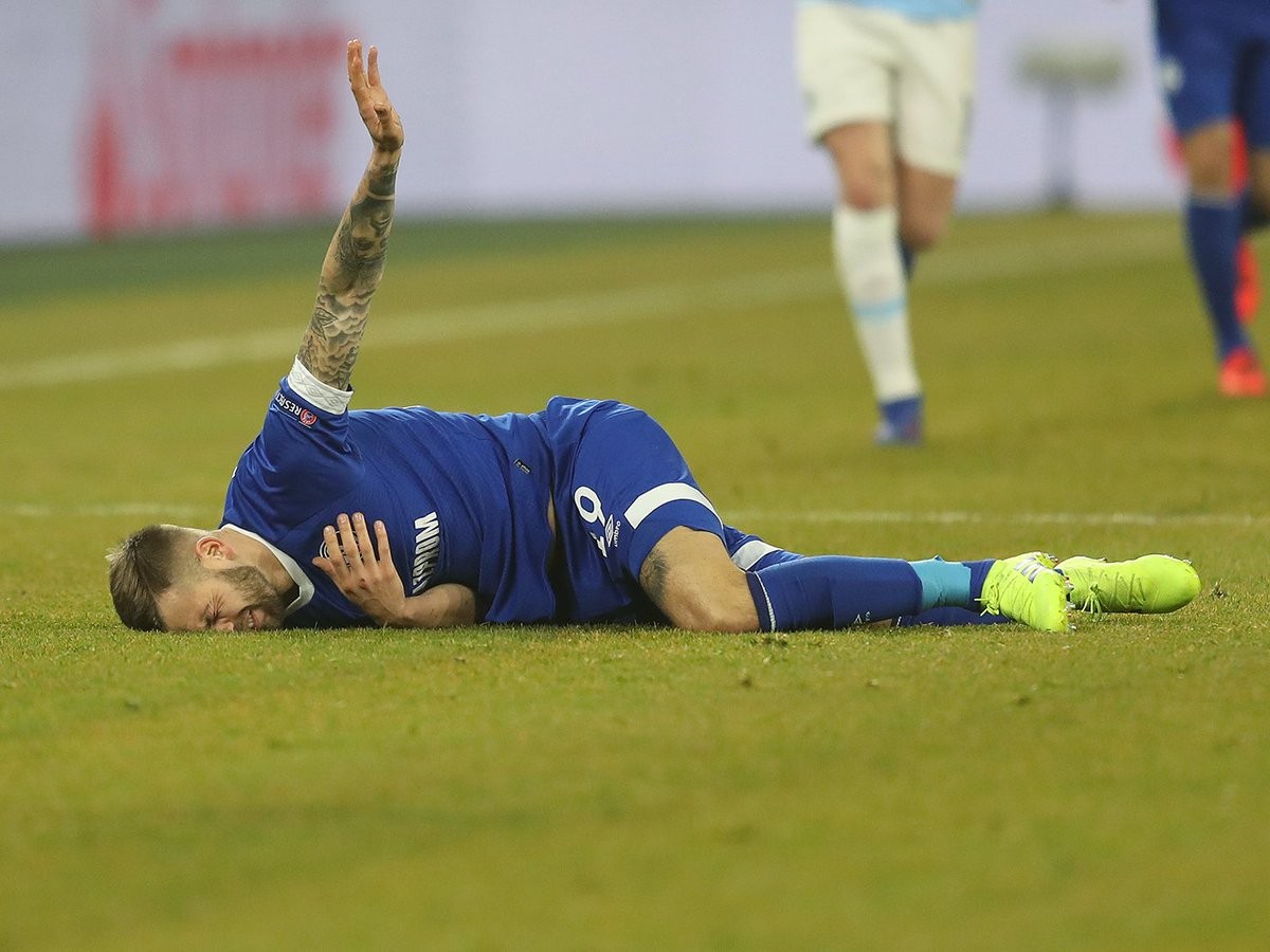 沙尔克客场一球小胜,豪取三分 沙尔克客场一球小胜,豪取三分