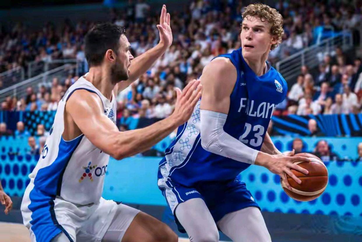 开云APP-小牛惨败雄鹿，字母哥轰下30分