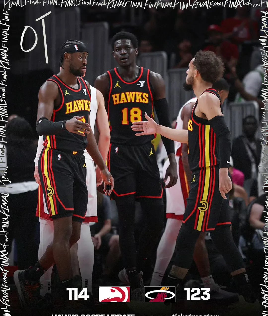 开云下载-老鹰队后卫爆发，率队逆转胜利