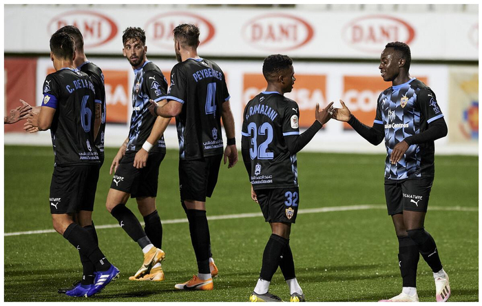 包含马洛卡客场平局，积分保持不变的词条