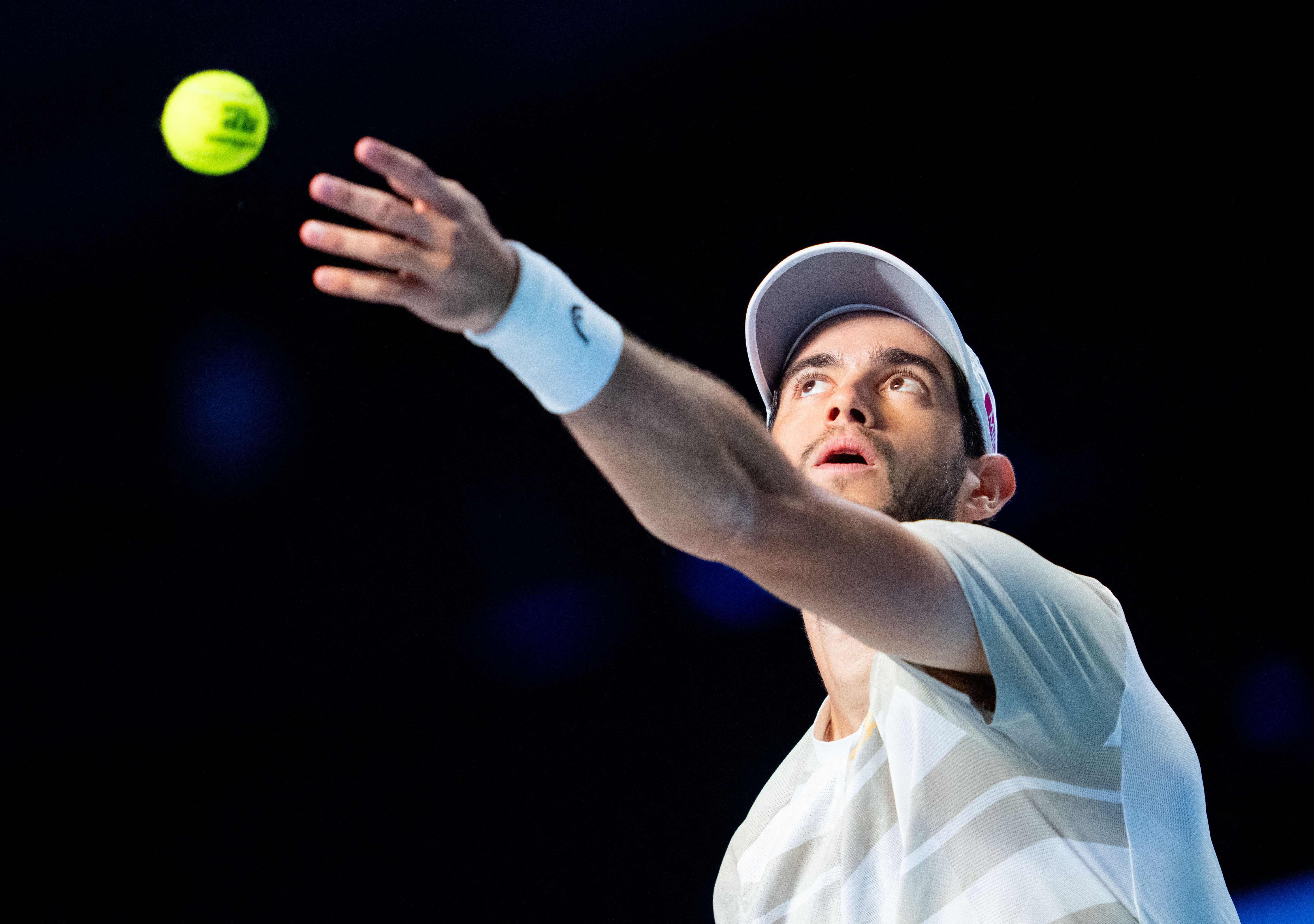 美国网球队逆转意大利网球队，梅德韦杰夫关键制胜的简单介绍