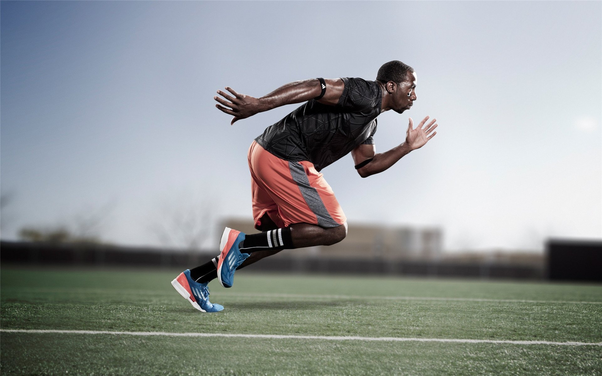 东方公牛降临，易建联以一己之力碾压青岛防线